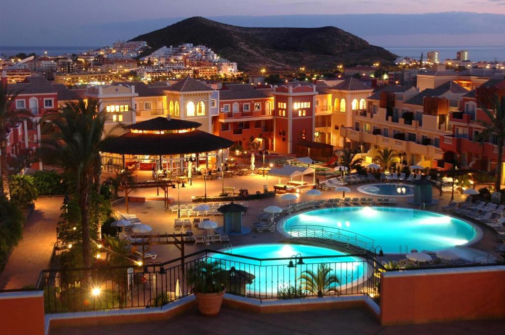 Apartamentos Granada Park Playa de las Americas  Exteriör bild