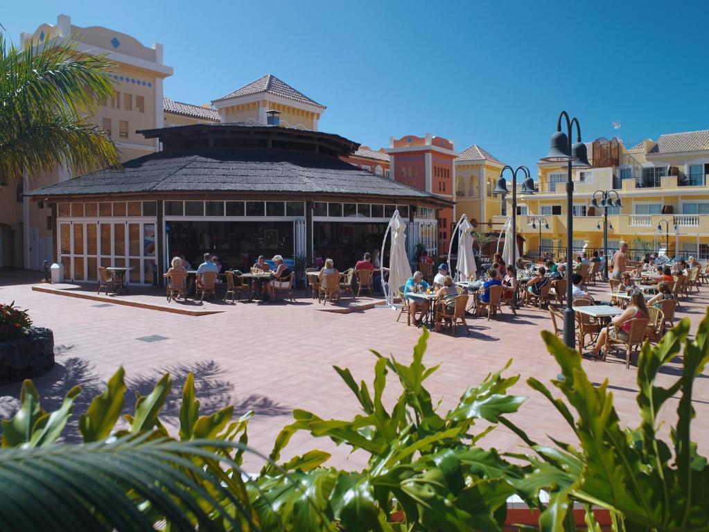 Apartamentos Granada Park Playa de las Americas  Exteriör bild